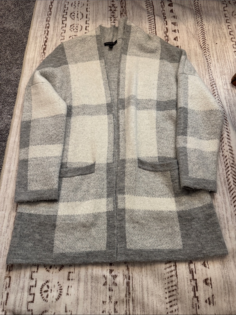 Banana Republic Gray & Cream Checked Open-Front Cardigan